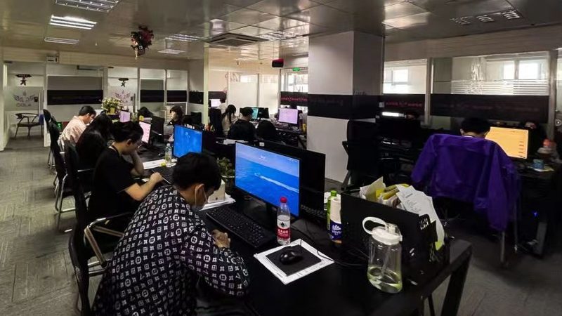 传媒公司加盟与直营：模式解析与选择要点